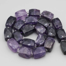 Ametista colonna scura 16x11 mm sfac. conf. 2 pz Ametista colonna scura 16x11 mm sfac. conf. 2 pz