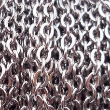 Catena in acciaio maglia ovale 3x2.2 mm pacco 1 metro Catena in acciaio maglia ovale 3x2.2 mm pacco 1 metro
