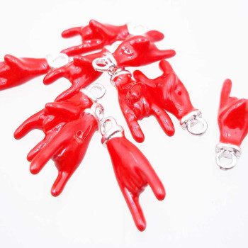 Charms smaltato mano cornetto porta fortuna rossa 15 mm pacco 1 pezzo