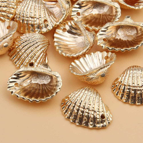 Chamrs conchiglia 21x18 mm gold plated 1 pz
