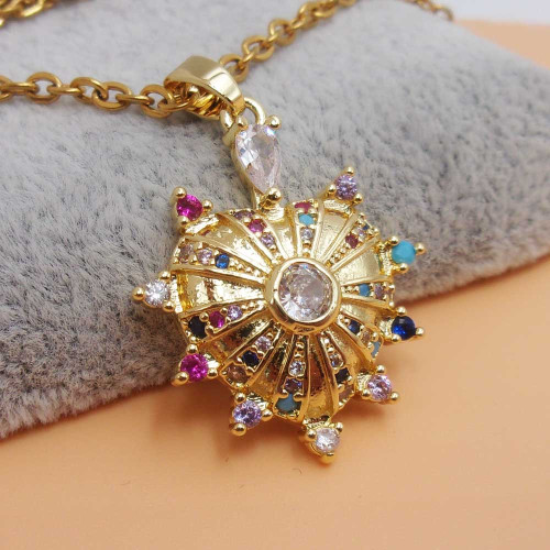 Ciondolo oro con strass cuore sacro 26x20 mm 1 pz