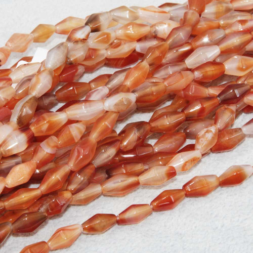 Corniola rombo 12x6 mm liscia filo 40 cm