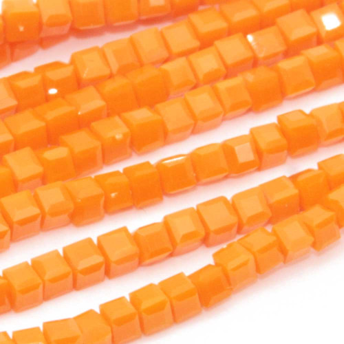 Cristalli cubic 2 mm orange filo 40 cm