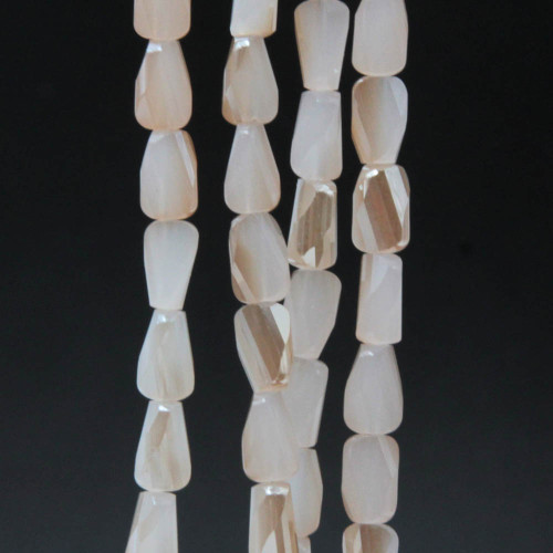 Cristalli rettangolo twister crema A/B 6.5x4 mm filo 55 cm