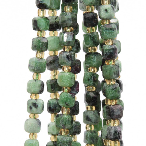 Pietre dure cubi sfac. rubizoisite 5 mm grado A+++ filo 40 cm