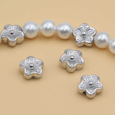 Distanziatore white gold plated fiore 8 mm 10 pz Distanziatore white gold plated fiore 8 mm 10 pz
