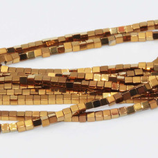 Ematite cubetti oro 2 mm filo 40 cm