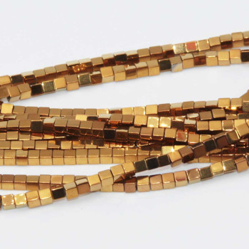 Ematite cubetti oro 2 mm filo 40 cm