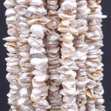 Perle di fiume chips 8/12 mm filo 35 cm Perle di fiume chips 8/12 mm filo 35 cm