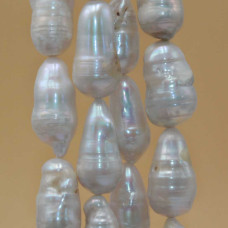 Perle di fiume gocce irregolari 22x11 mm bianche 2 pz Perle di fiume gocce irregolari 22x11 mm bianche 2 pz