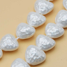 Perle di maiorca cuore bianco 15 mm 4 pz Perle di maiorca cuore bianco 15 mm 4 pz