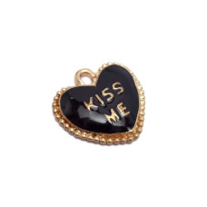 Charms cuore con finitura oro con scritta ''kiss me'' 18 mm 5 pz