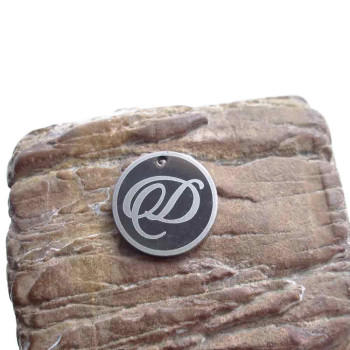 10 pezzi Charms lettera D tonda in acciaio 