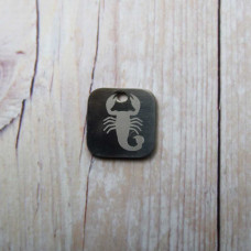 Charms con segno zodiacale inciso a laser Scorpione 15 mm pacco da 1 pezzo 